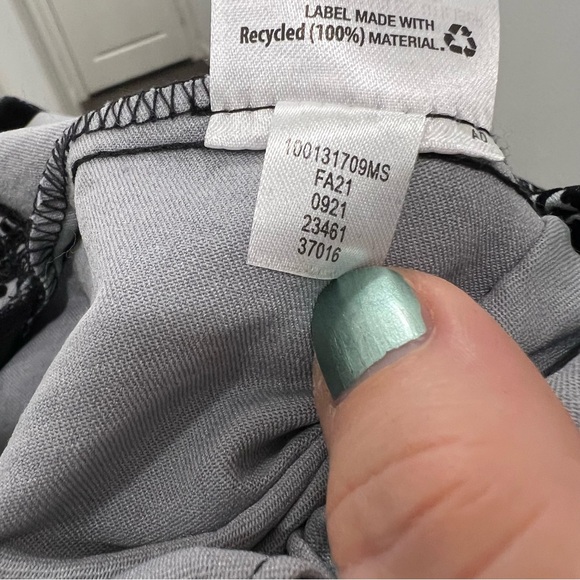 Alfani XL Flocked Animal Print Pull-On Pants Black Size New without tags Holiday - Picture 5 of 9